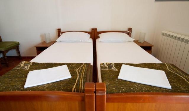 Apartments&Rooms M Petrovac Buitenkant foto
